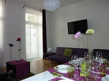 Hotel Modern - Dietrichgasse 3*