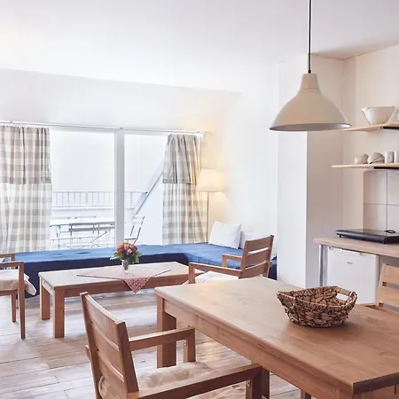 Apartment Townhouse *
