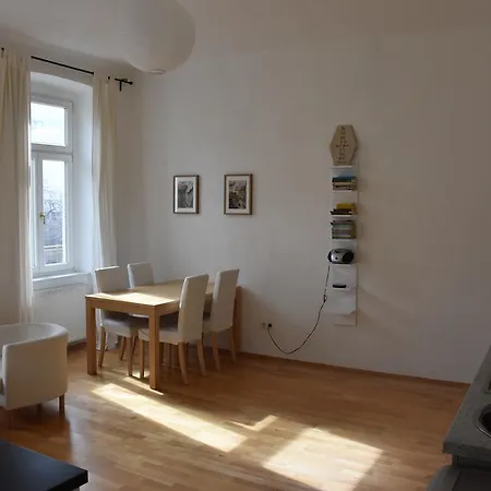 Living & Loving In * Vienna