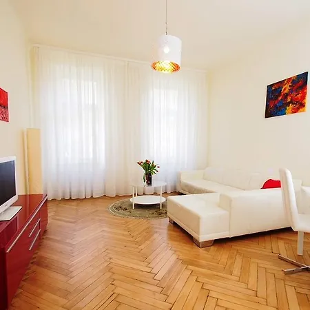 Marus Grinzing Apartment *