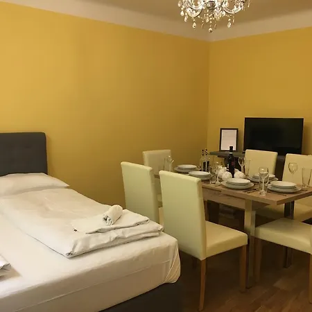 Vienna Downtown River Apartment