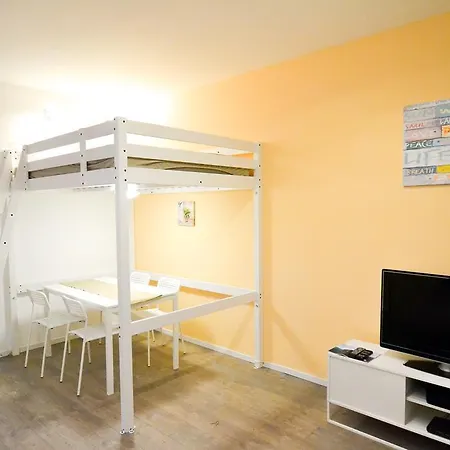 Praterstern Apartment *