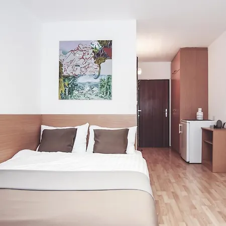 Alibi Hostal