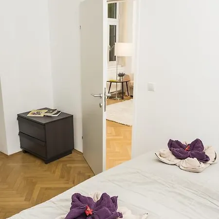 Chillout Lounge Satzberg Apartment Vienna