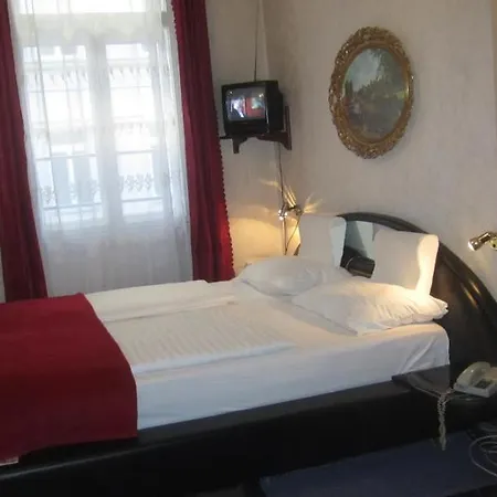 Adria Guest house 3*