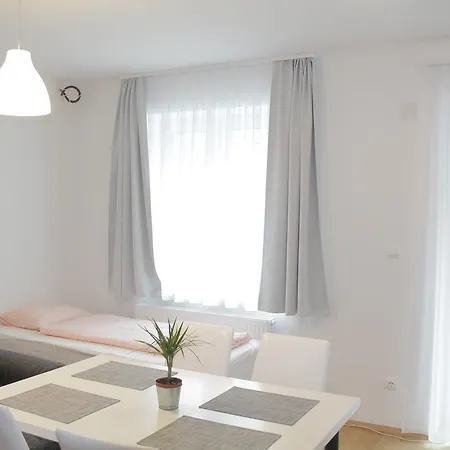 Betariel'com Hauptbahnhof * Viyana