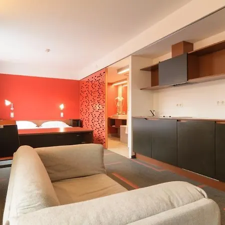 Hotel Gartenhotel Altmannsdorf 4*