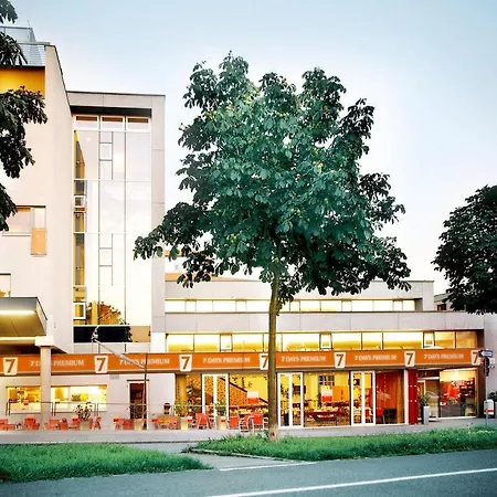Gartenhotel Altmannsdorf 4*