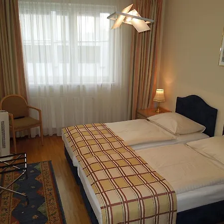 Continental Hotel-pension Bed & Breakfast