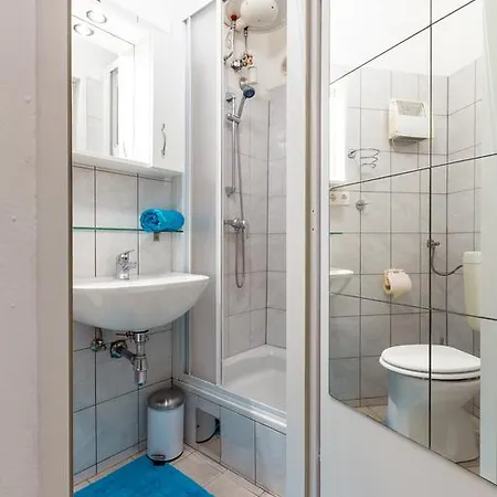 & Business 1140 Apartment *