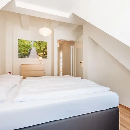 Bell Apartment *