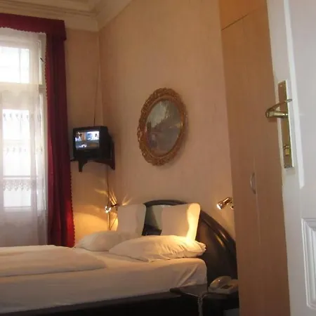Guest house Adria 3*