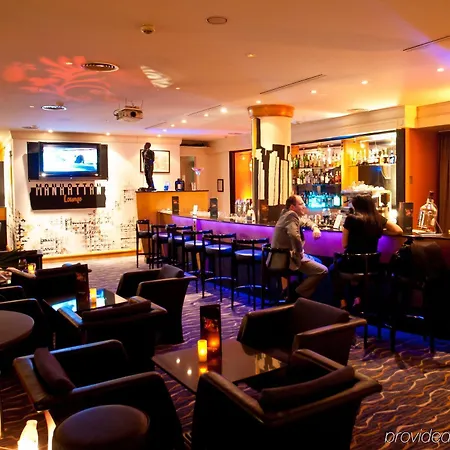 Hilton Garden South 4*