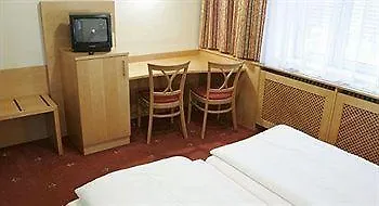 Hotel Hadrigan 3*