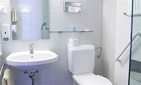 Ekazent Schoenbrunn Hotel 3*