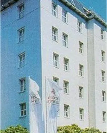 Mynext - Sommerhotel 2* Wenen