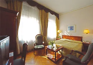 Carlton Opera 3* Wien