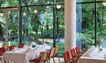 Gartenhotel Altmannsdorf Hotel