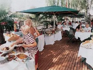 Hillinger Hotel 3*