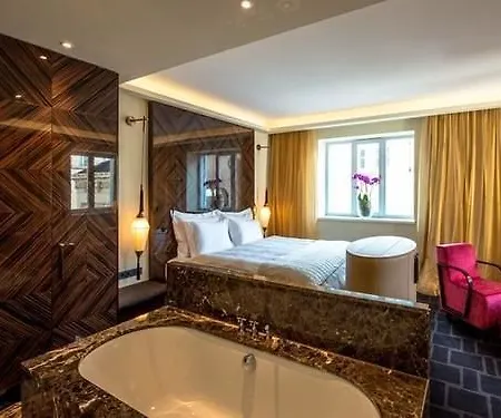 Lamée Hotel 5*