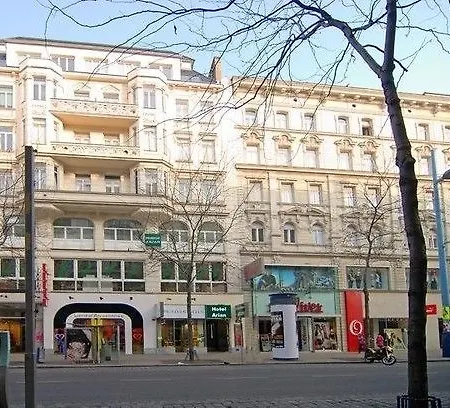 Schani Salon