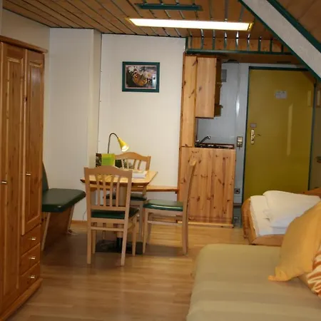 Asperner Löwe 3* Wien