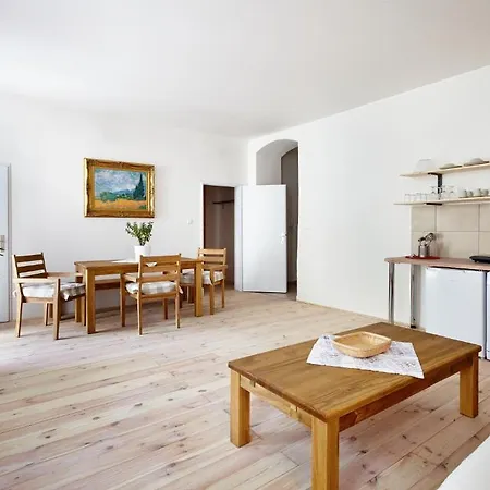 Apartment Townhouse Vienna