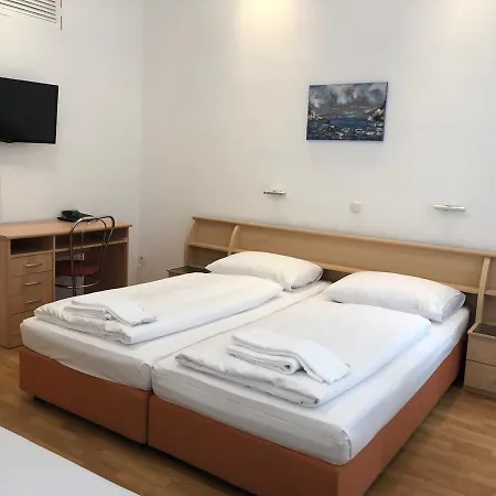 Guest house Vera 2*