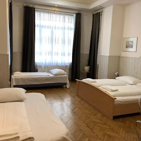 Vera Vienna