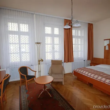 Bed & Breakfast Continental Hotel-pension Wien