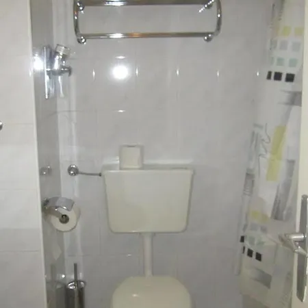 Adria Guest house