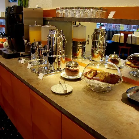 The Weekend Hotell 4*