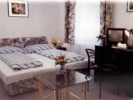 Hotel Riess - Self Check-in 3*