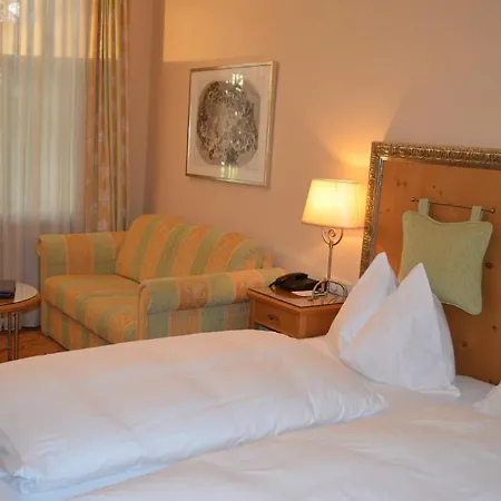 Jaeger - Family Tradition Since 1911 Hotel