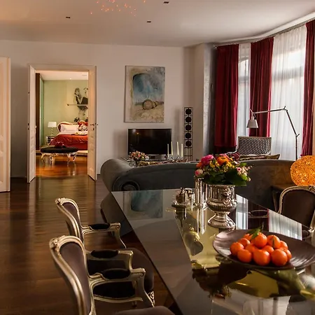 Hotel House Of Time - Fancy 5*