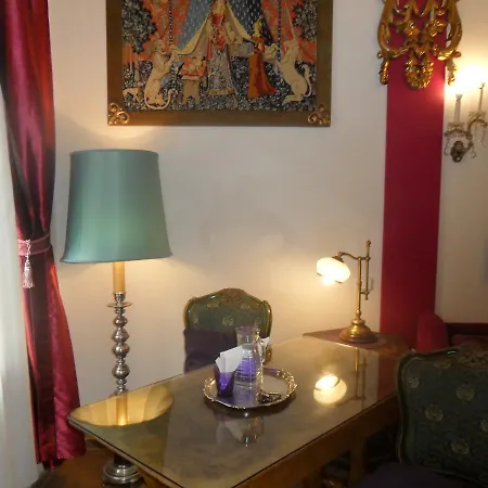 Luxury Near Castle *