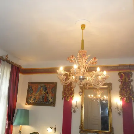 Guest house Luxury Near Castle
