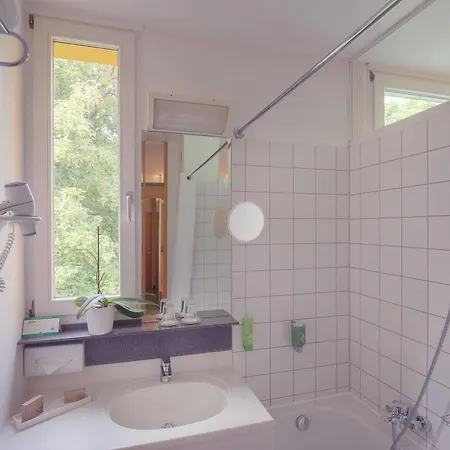 Gartenhotel Altmannsdorf Hotel 4*