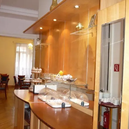 Vera Guest house 2*