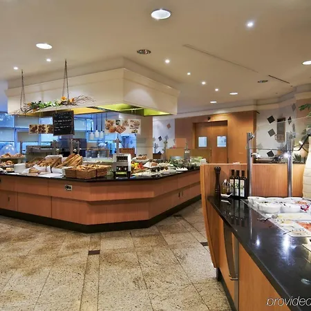 Hilton Garden South 4* Vienna