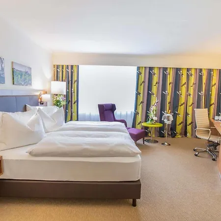 Hilton Garden South Hotel 4*