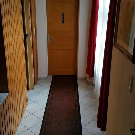 Marien-hof 3*