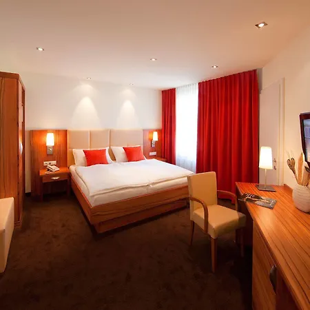 Strandhotel Alte Donau Hotel