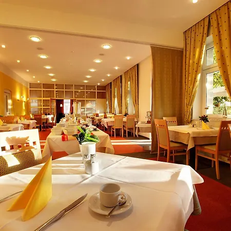 Strandhotel Alte Donau