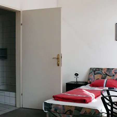 Riess - Self Check-in 3*