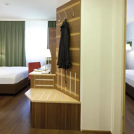 Hotel Austria Trend Beim Theresianum Wenen