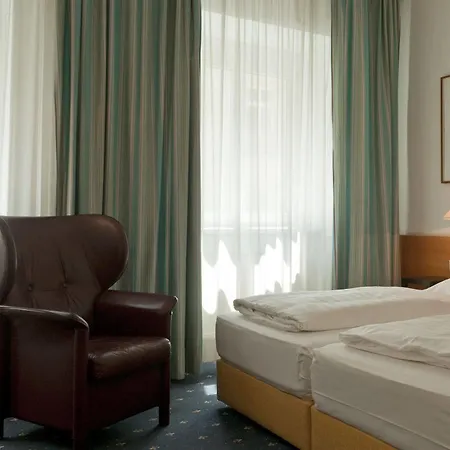 Kunsthof Hotel 3*