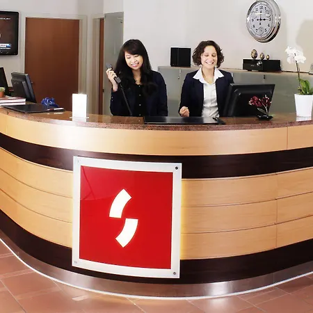 Strudlhof Hotel 4*
