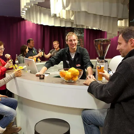 Hotel Meininger Downtown Sissi
