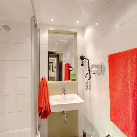 Hotel Meininger Downtown Franz Viena